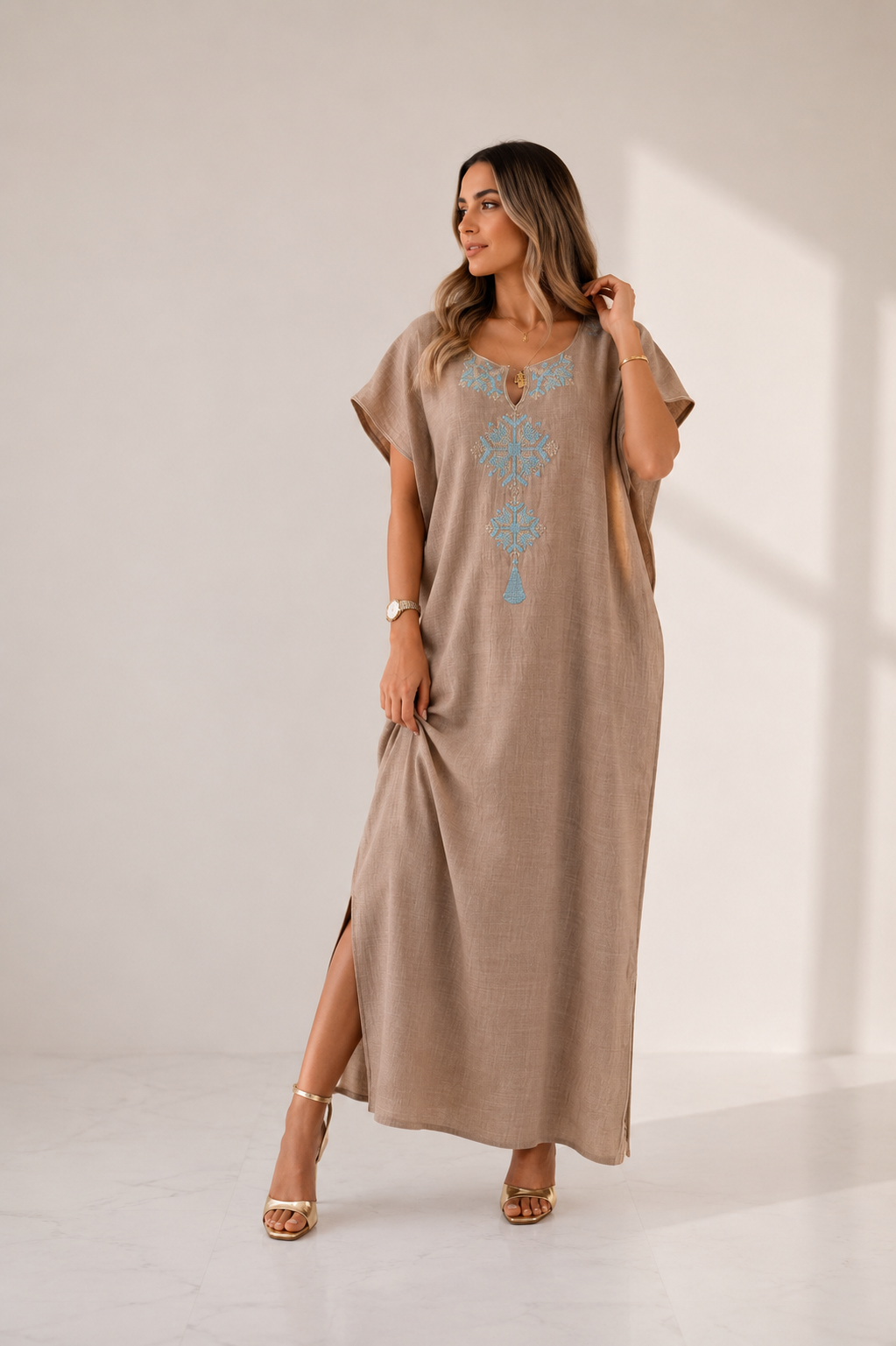 Djeba Myriam – Robe longue brodée | Hiya Collection