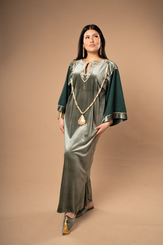 Djeba Raghad en velours brodé – Vert Émeraude